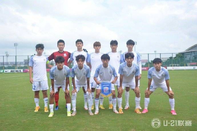 国内自拍露脸普通话对白在线